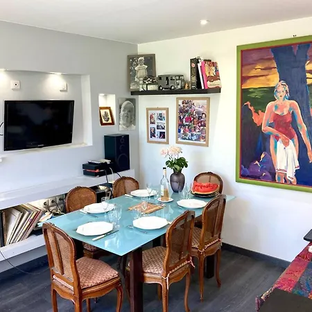 Ferienhaus Maison Chaleureuse A Denis Proche Paris Terrasse 101 M² *